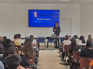 "Educhiamo Insieme alla Legalità", la Polizia di Stato incontra 2.500 studenti