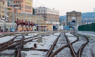 Ancona Marittima: il futuro della stazione tra parcheggi e binari