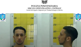 Strage di Corinaldo: dopo la laurea Andrea Cavallari irreperibile con la fidanzata