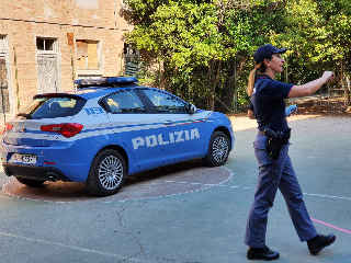 Giornata intensa al Piano: controlli, espulsione e occhiali di lusso sospetti